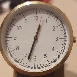 10/$20 Asos Goldtone/White Leather Men's Watch